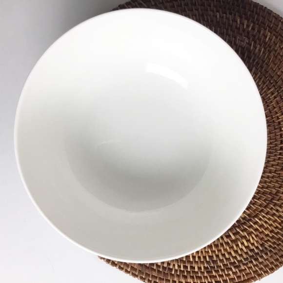 Lenox Easter Eyelet Serving Bowl Pink & White With Floral - Picture 2 of 4